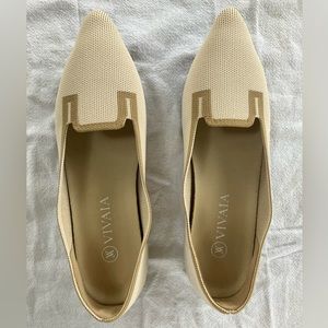 Vivaia Flat Point Toe Loafer Cream/Tan Size 38